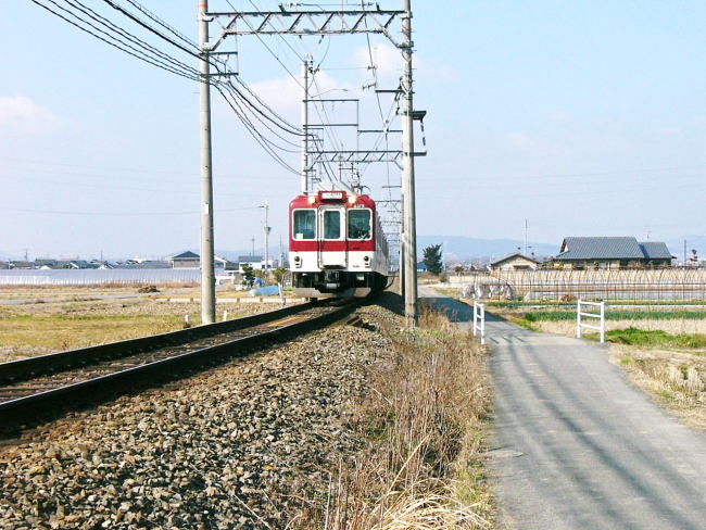 黒田・但馬間を走ってくる電車